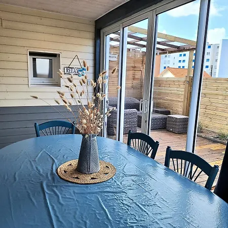 A Seulement 150m Et Rue Pietonne, Maison 90m2, 6 Personnes Avec Parking Prive Et 2 Terrasses Sud