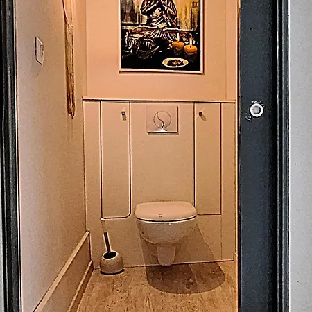 A Seulement 150m Et Rue Pietonne, Maison 90m2, 6 Personnes Avec Parking Prive Et 2 Terrasses Sud